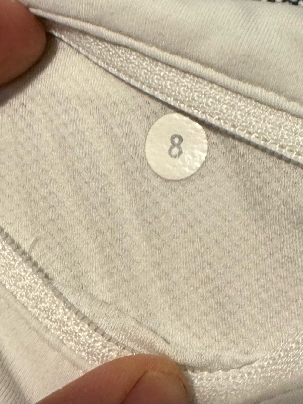 Lululemon Speed Up Shorts – White  size 8 - Picture 4 of 5